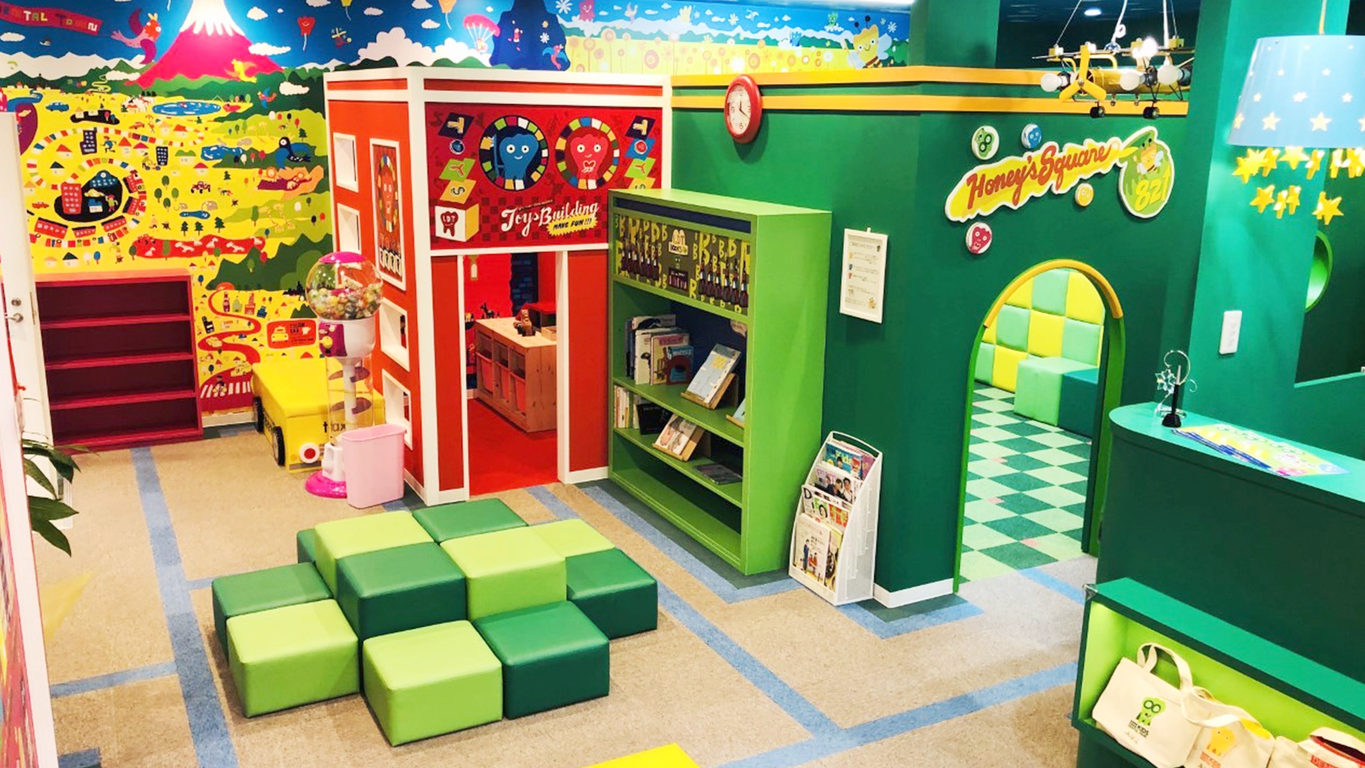 キッズデンタルパークを併設しています