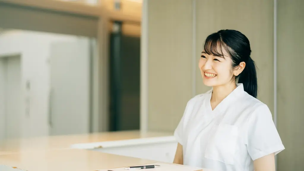 受付、問診表記入